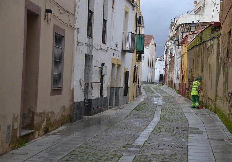 Redada de la Guardia Civil en dos viviendas de Ronda Maestranza